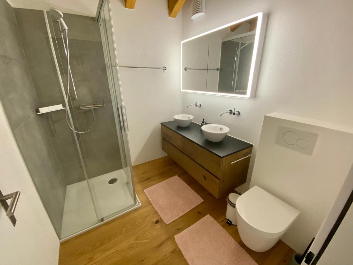 Moderne Dachwohnung Nähe Zermatt mit Balkon Täsch Exterior foto